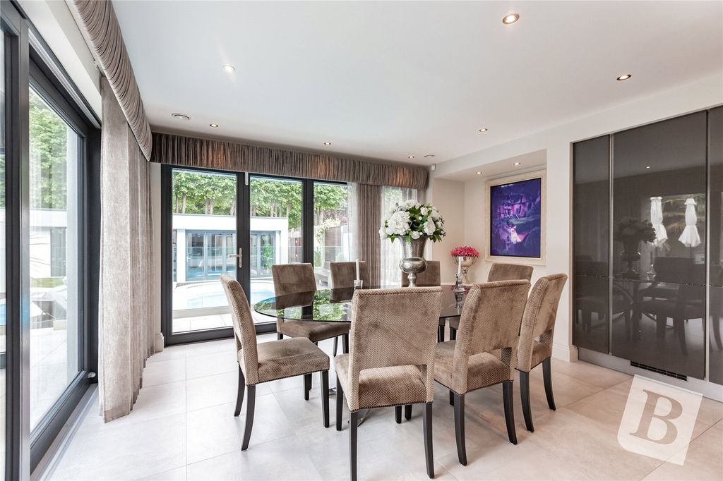 Additional image 32 of 5 bed detached house for saleNelmes Road, Emerson Park RM11