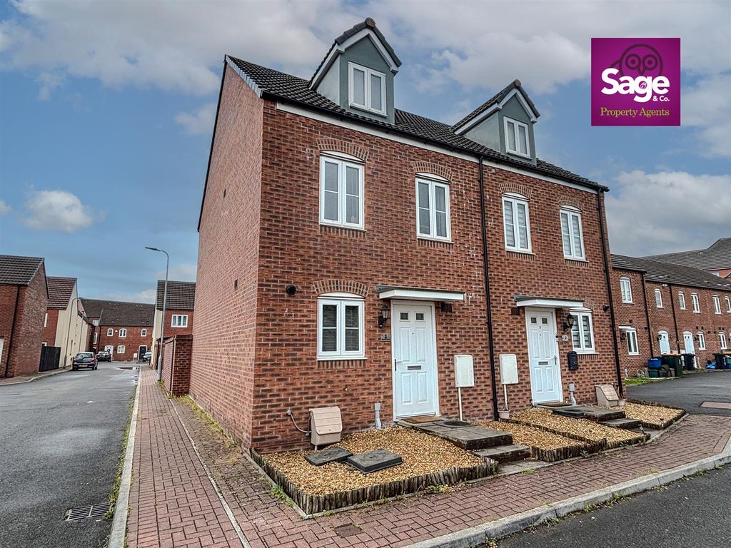 3 bed semi-detached house for saleDominion Court, Newport NP19