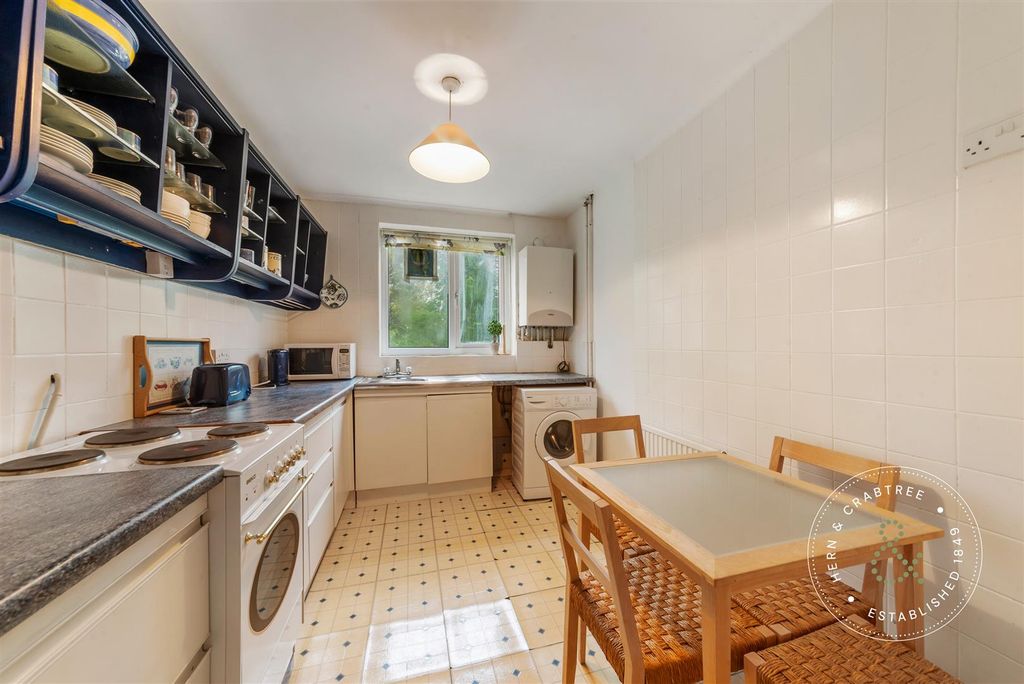 Additional image 5 of 2 bed flat for saleFairlawn Court, The Avenue, Llandaff, Cardiff CF5