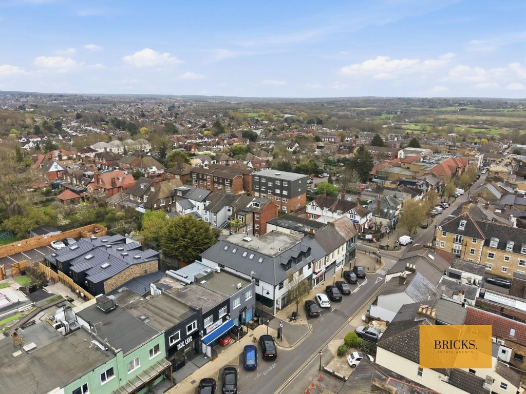 Additional image 20 of 1 bed flat for saleBuckhurst Mews, Queens Road, Buckhurst Hill IG9
