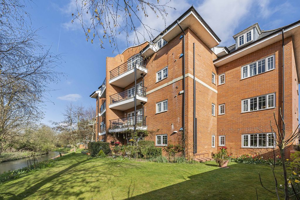 2 bed flat for saleRiver View Terrace, Abingdon OX14