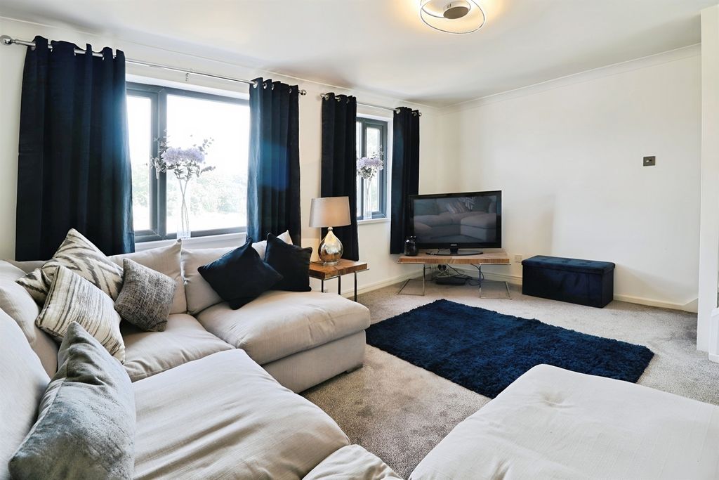 Additional image 6 of 3 bed property for saleRadyr Court Close, Cardiff CF5