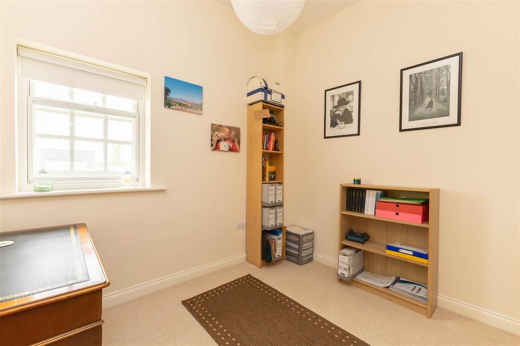 Additional image 16 of 3 bed flat for saleJames Walk, Bexhill-On-Sea TN40
