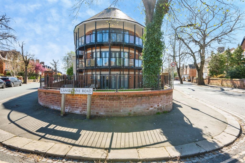 Additional image 12 of 2 bed flat for saleLinden Road, Bedford MK40