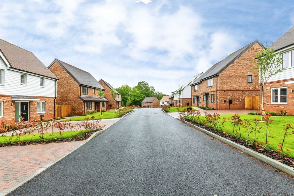 Additional image 15 of 4 bed detached house for saleNorth Trade Road, Battle TN33
