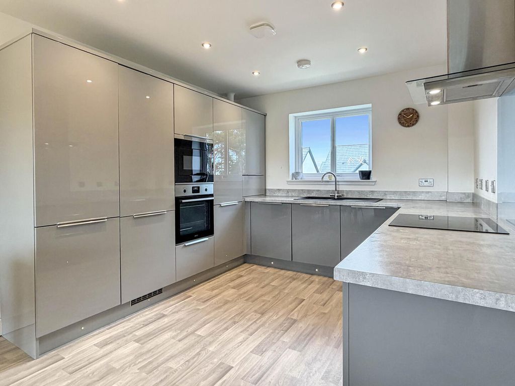 Additional image 3 of 2 bed flat for saleCarnegie Court, Elgin IV30