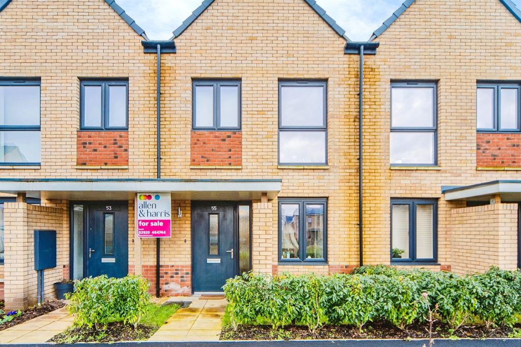 2 bed terraced house for saleMaes Yr Ysgol, Rumney, Cardiff CF3
