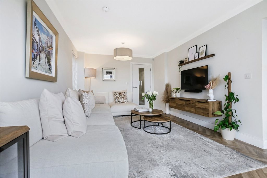 Additional image 4 of 4 bed detached house for saleStewart Gardens, Airdrie, North Lanarkshire ML6
