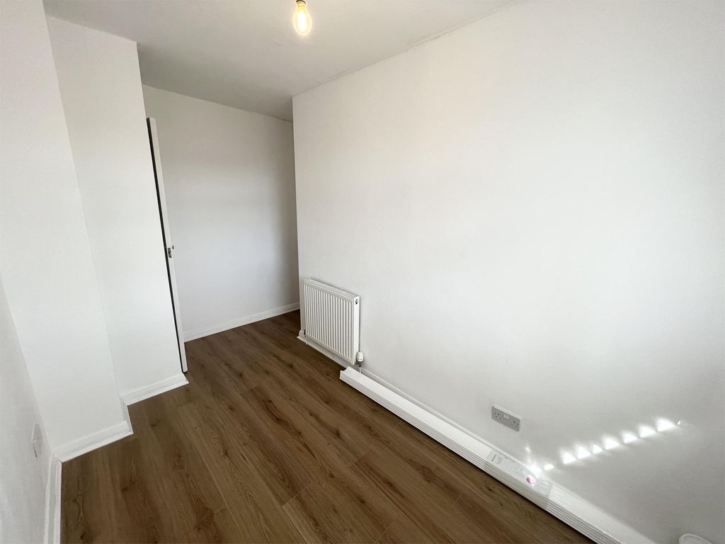Additional image 16 of 3 bed semi-detached house for sale30 Barony Court, Ardrossan KA22