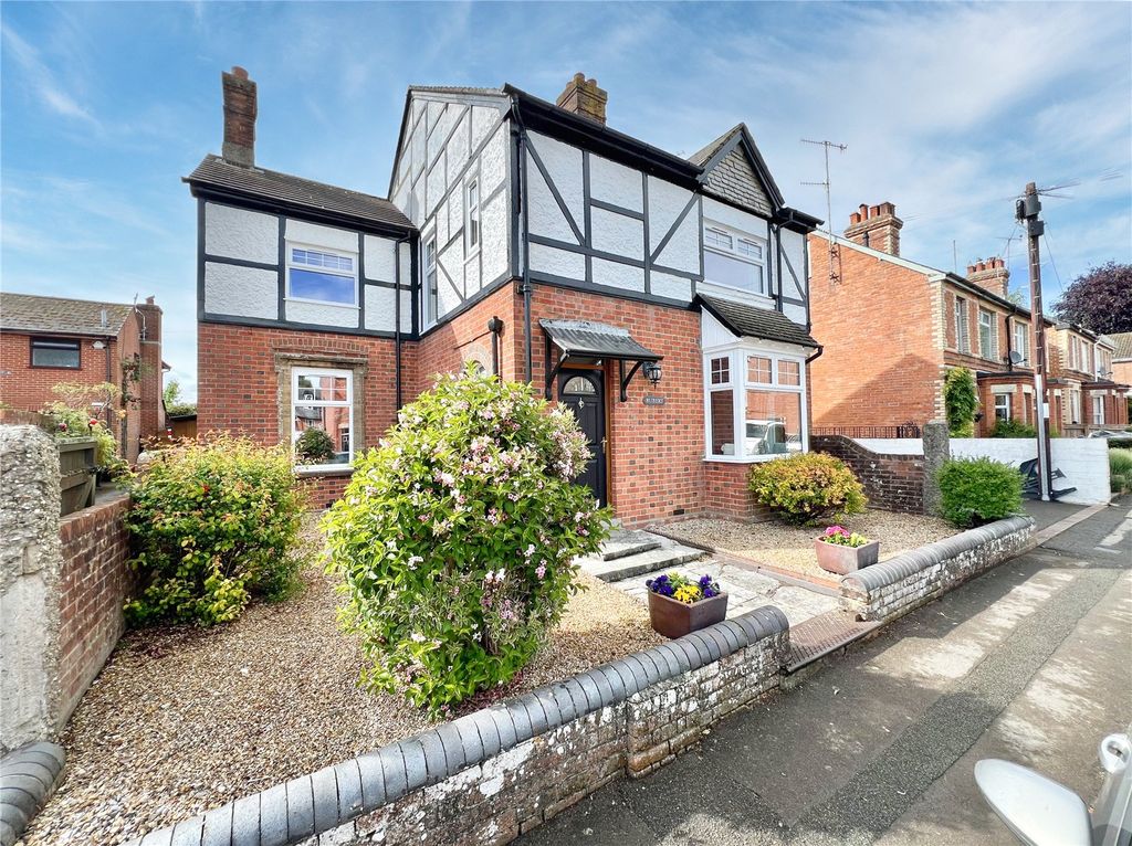4 bed detached house for saleFairfield Road, Blandford Forum, Dorset DT11