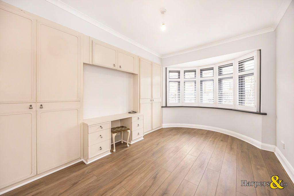 Additional image 7 of 5 bed detached bungalow for saleBaldwyns Park, Bexley DA5