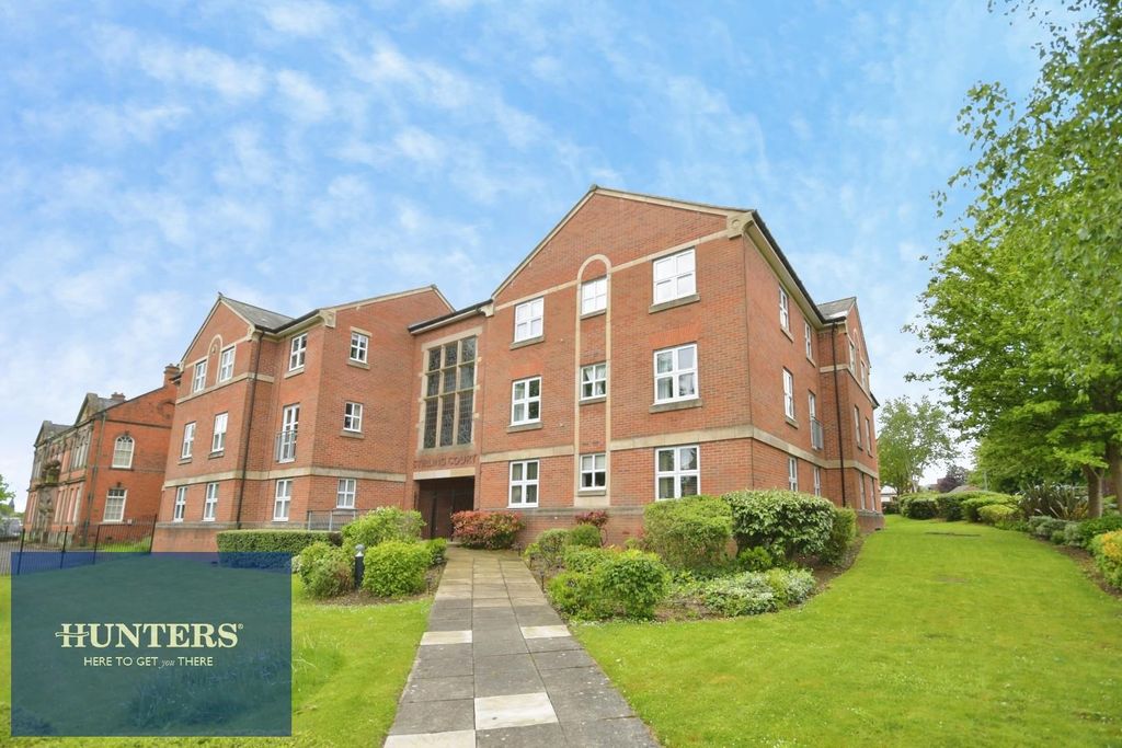 2 bed flat for saleStirling Court, Nightingale Close, Chesterfield S41