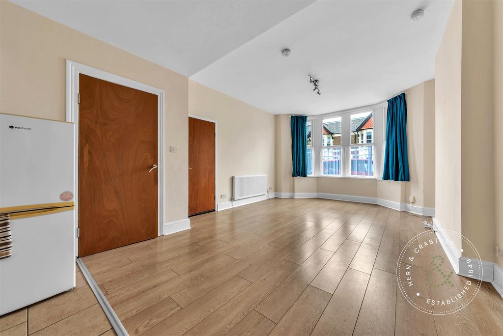 Additional image 2 of 4 bed end terrace house for saleWhitchurch Road, Cardiff CF14