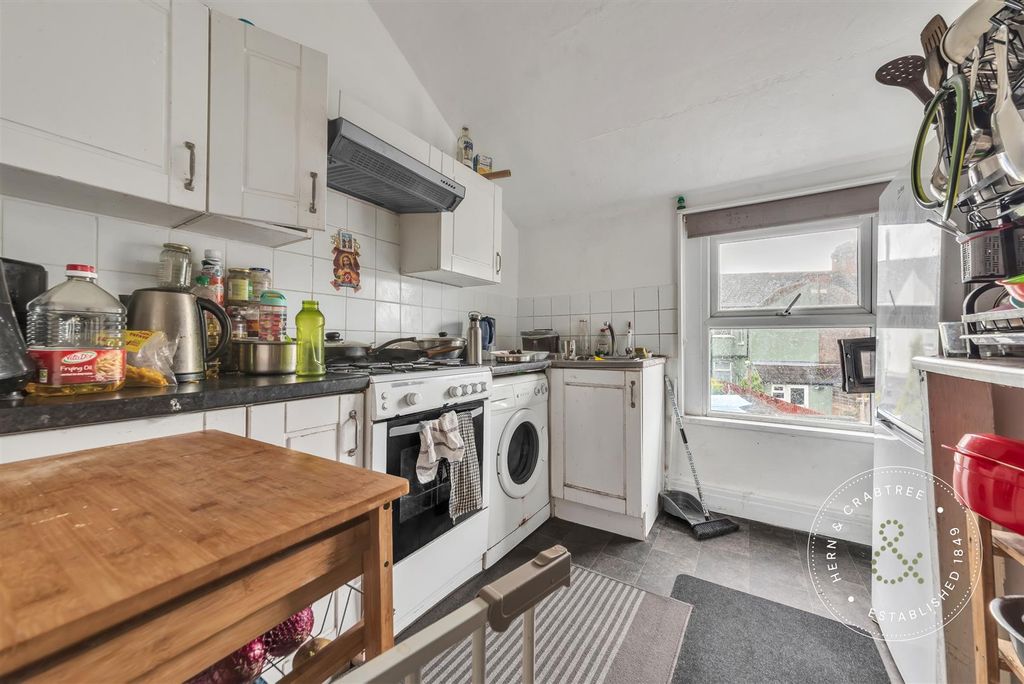 Additional image 16 of 4 bed end terrace house for saleWhitchurch Road, Cardiff CF14