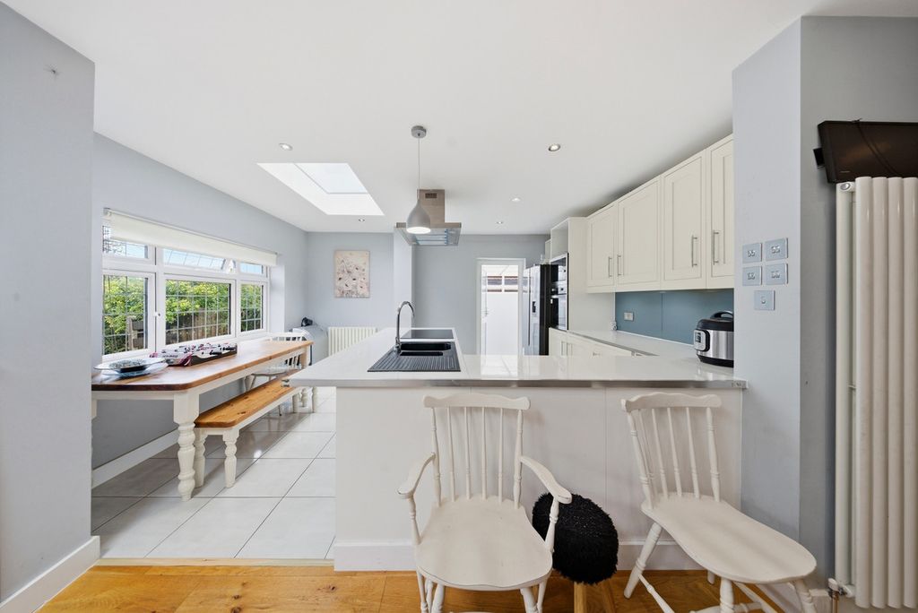 Additional image 5 of 5 bed semi-detached bungalow for saleHadley Road, Belvedere DA17