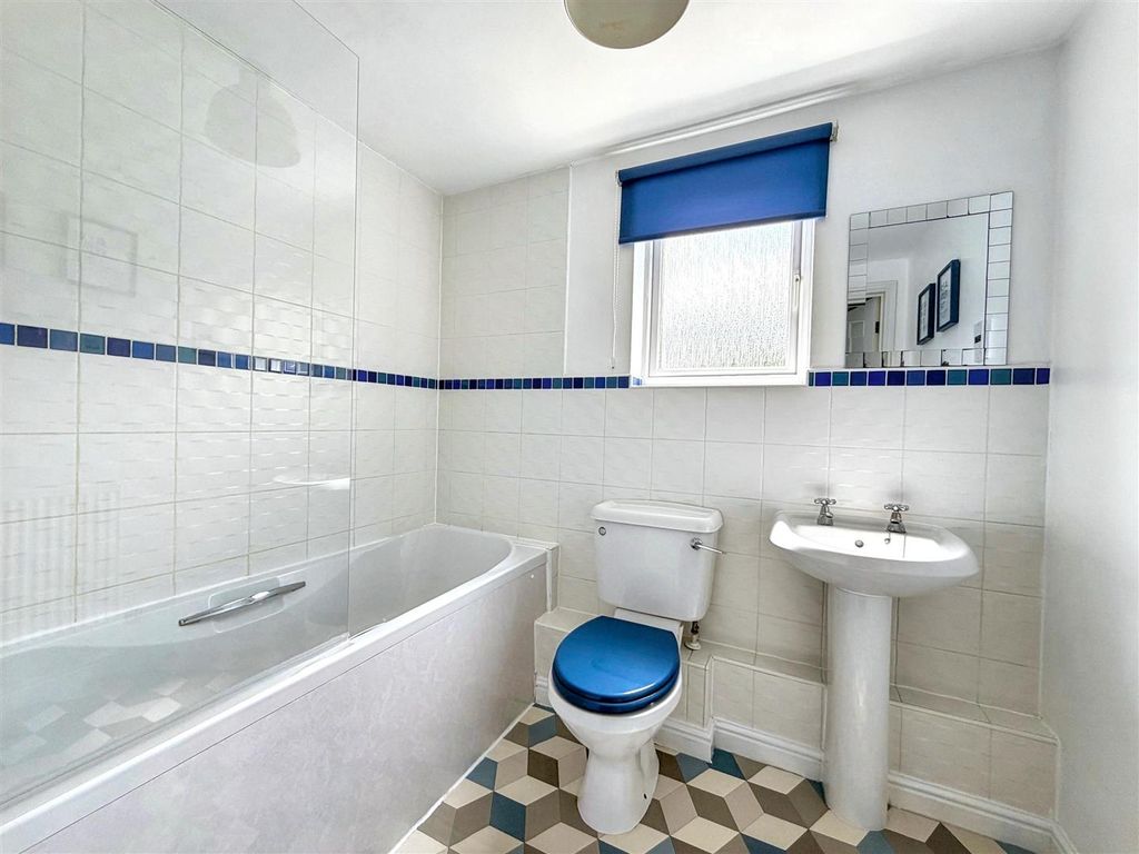 Additional image 9 of 2 bed flat for saleGolden Mile View, Newport NP20