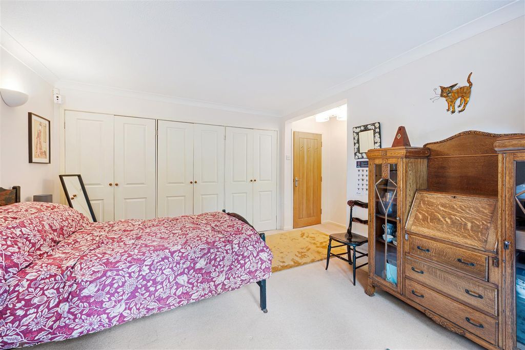 Additional image 11 of 4 bed town house for saleDunham Rise, Altrincham WA14