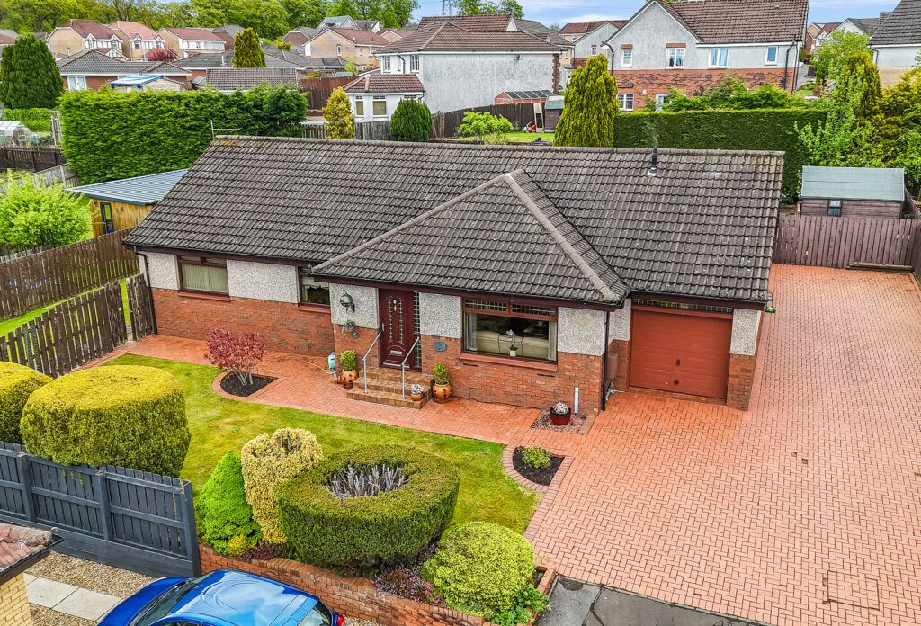 3 bed detached house for sale6 Strathcairn Crescent, Airdrie ML6
