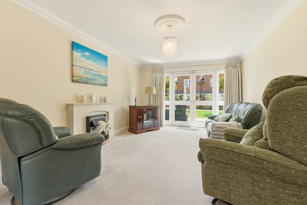 Additional image 2 of 2 bed flat for saleSt. Marys Court, Beaconsfield, Buckinghamshire HP9