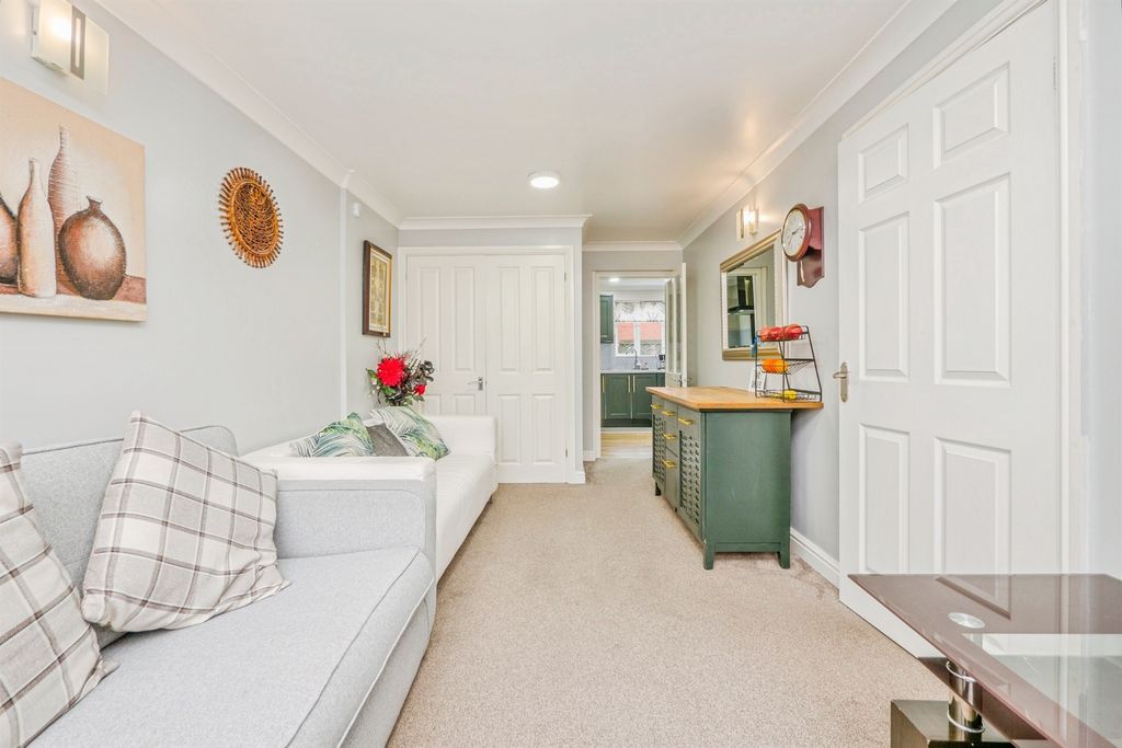 Additional image 12 of 4 bed detached house for saleClos Hector, Pengam Green, Cardiff CF24