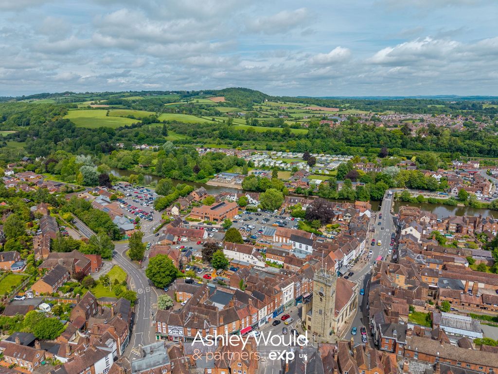 Additional image 2 of 2 bed flat for salePark Lane, Bewdley DY12