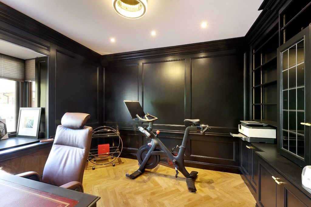 Additional image 12 of 6 bed detached house for salePenn Road, Knotty Green, Beaconsfield, Buckinghamshire HP9