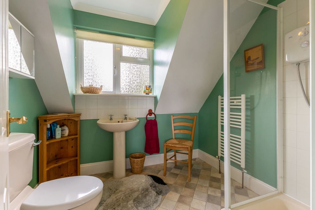 Additional image 14 of 3 bed detached house for saleGreenfields Avenue, Alton GU34