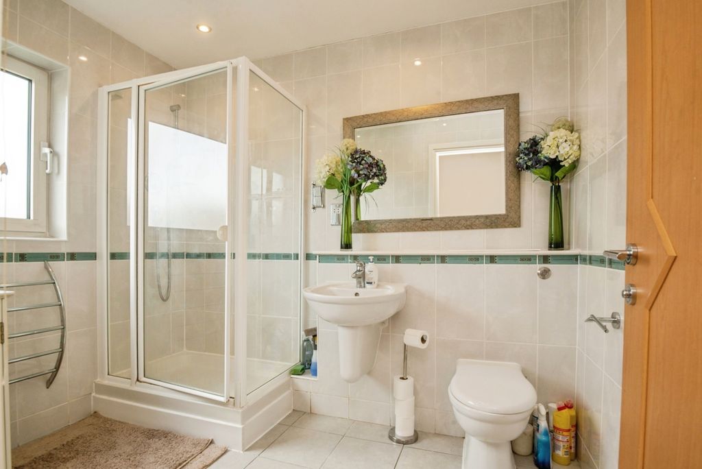 Additional image 12 of 3 bed town house for saleTaliesin Court, Chandlery Way, Cardiff CF10