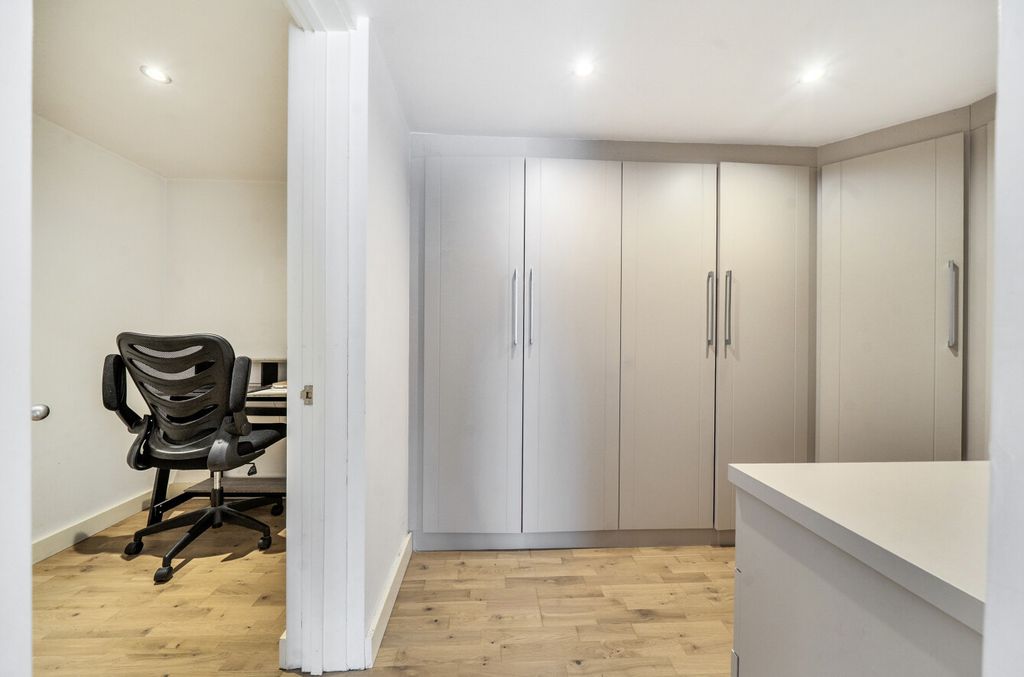 Additional image 16 of 3 bed flat for saleFreelands Road, Bromley BR1