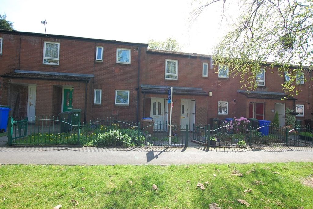 Additional image 18 of 2 bed flat for saleLockingate Street, Ashton-Under-Lyne, Greater Manchester OL6