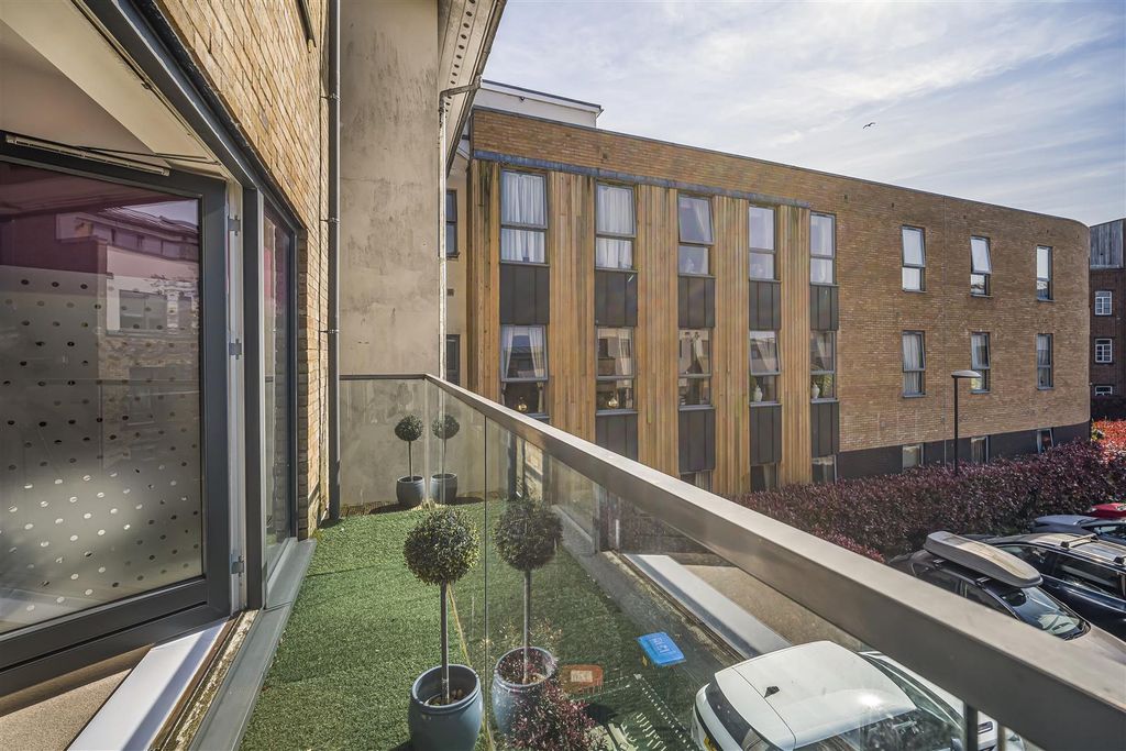 Additional image 15 of 4 bed town house for saleConway Road, Pontcanna, Cardiff CF11