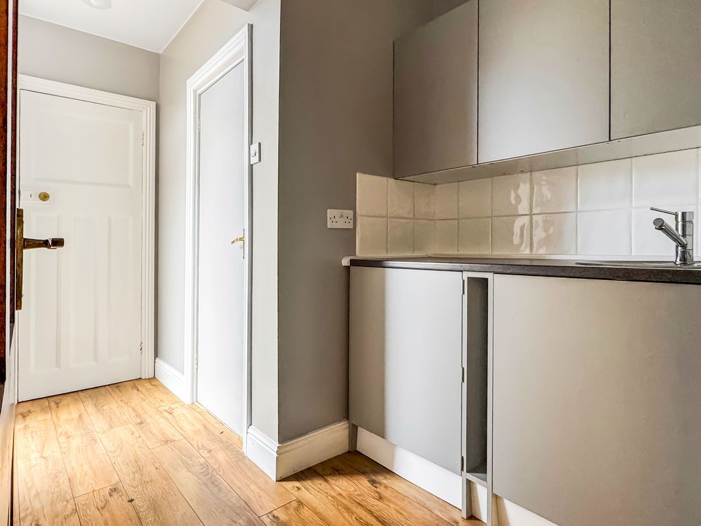 Additional image 7 of 3 bed detached house for saleHighfield Avenue, Aldershot GU11