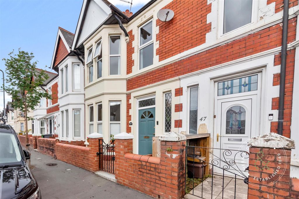 3 bed terraced house for saleClodien Avenue, Cardiff CF14