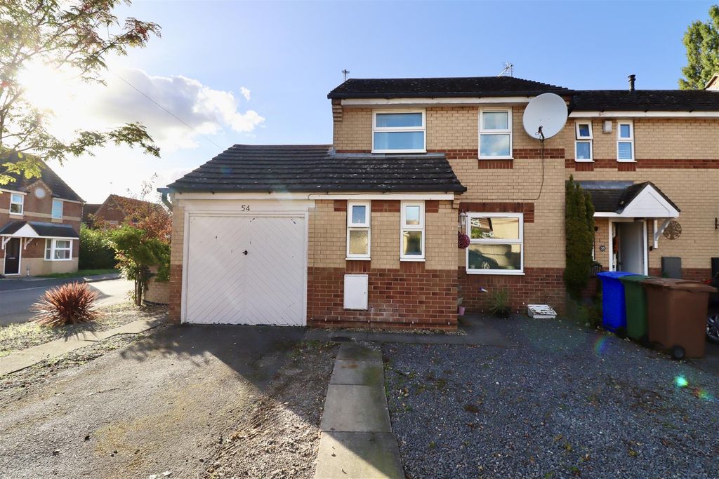 3 bed semi-detached house for saleBlackburn Avenue, Brough HU15