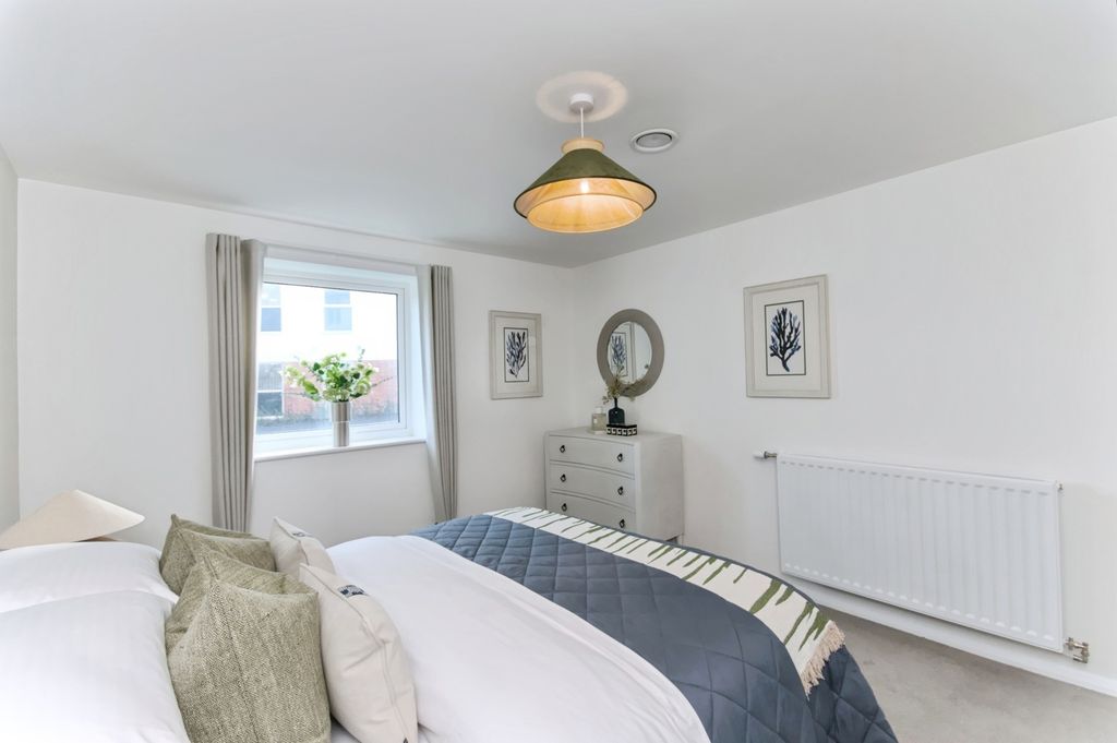 Additional image 9 of 2 bed flat for saleShow Home Available To View, Wrestwood Road, Bexhill-On-Sea, East Sussex TN40
