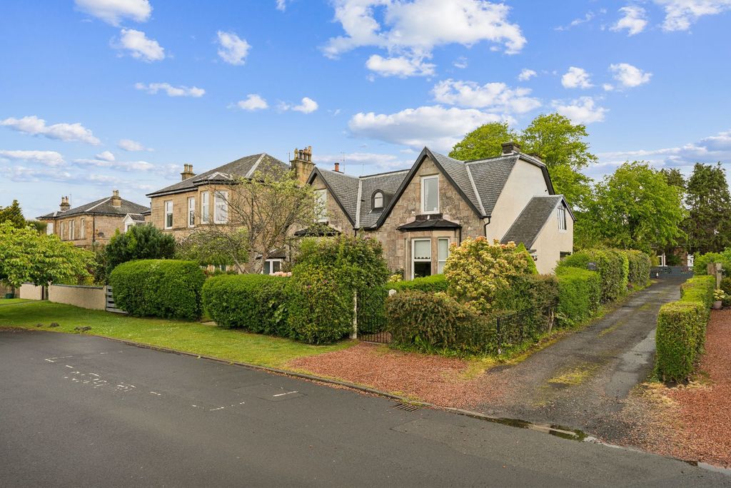 Additional image 18 of 3 bed flat for sale125A East Princes Street, Helensburgh G84