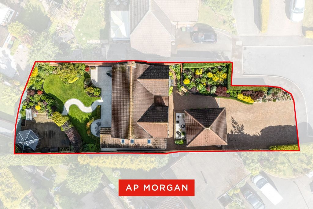 Additional image 2 of 4 bed detached house for saleHarbours Close, The Forelands, Bromsgrove, Worcestershire B61
