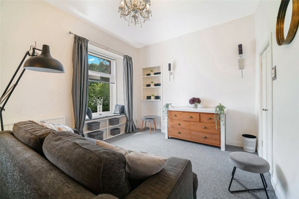 Additional image 5 of 1 bed flat for saleDean Road, Kilbirnie, North Ayrshire KA25
