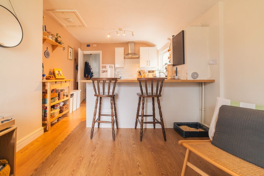 Additional image 8 of 2 bed flat for saleMoorland Road, Splott CF24