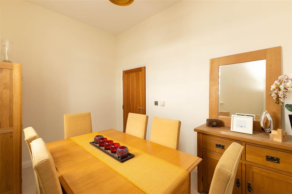 Additional image 11 of 3 bed flat for saleJames Walk, Bexhill-On-Sea TN40