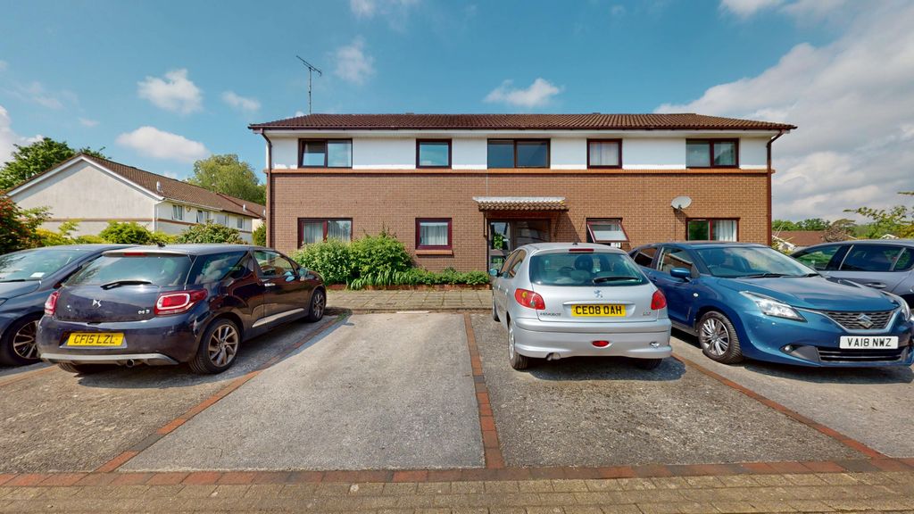 1 bed flat for saleHeath Mead, Heath, Cardiff CF14