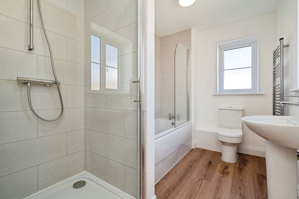 Additional image 12 of 2 bed detached bungalow for saleJubilee Way, Holton, Halesworth IP19