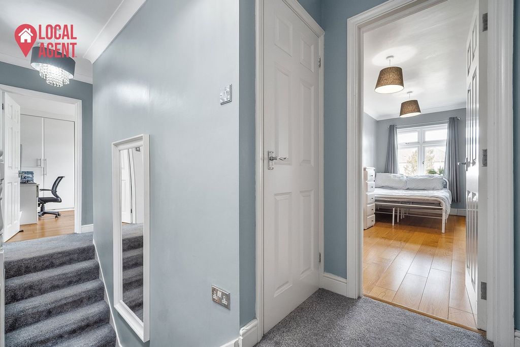 Additional image 18 of 5 bed semi-detached house for saleLansdowne Avenue, Bexleyheath DA7