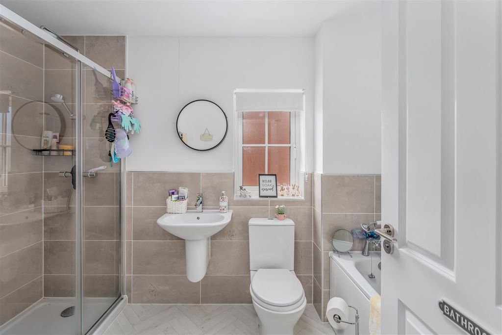 Additional image 17 of 4 bed detached house for saleThenford Way, Banbury OX16