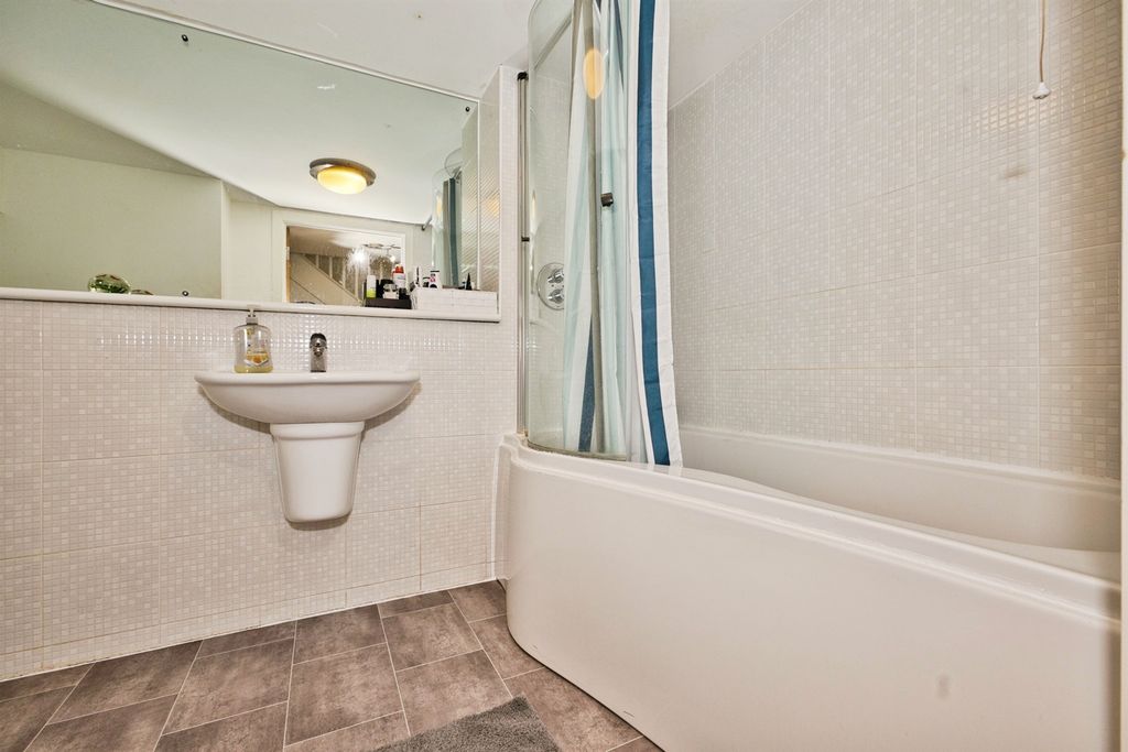 Additional image 19 of 2 bed flat for saleThe Barley Yard, Old Mill Lane, Crewkerne TA18