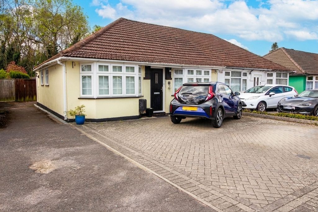 Additional image 18 of 3 bed semi-detached bungalow for saleHarrow Way, Carpenders Park, Watford WD19