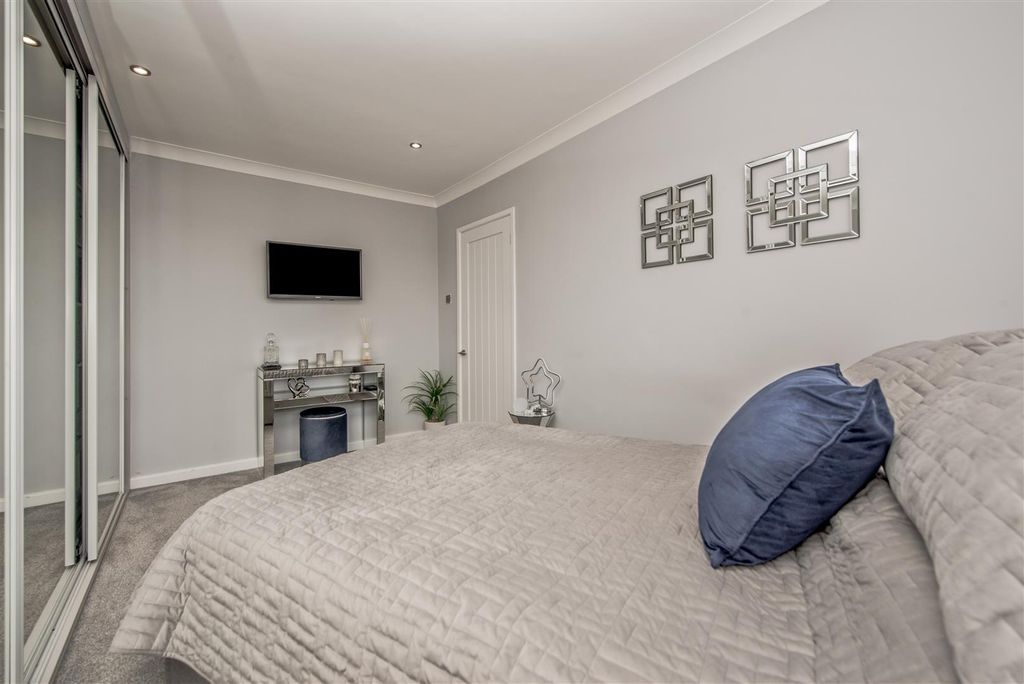 Additional image 12 of 3 bed semi-detached house for saleWheelwright Close, Leeds LS12