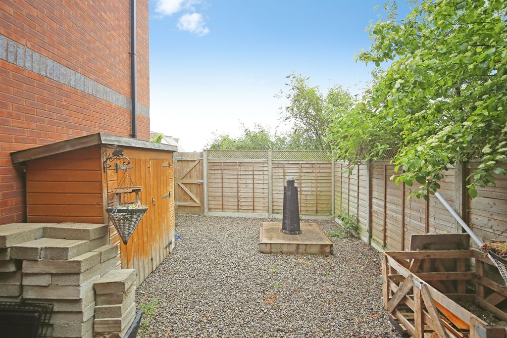 Additional image 11 of 1 bed flat for saleHigh Street, Bidford-On-Avon, Alcester B50