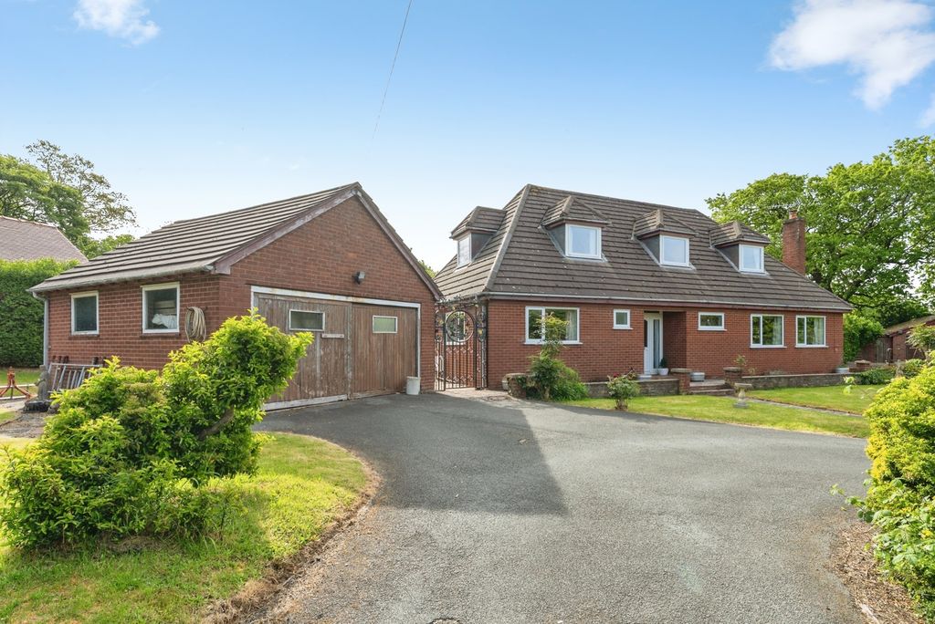 4 bed detached house for salePen-Y-Maes Road, Holywell, Flintshire CH8