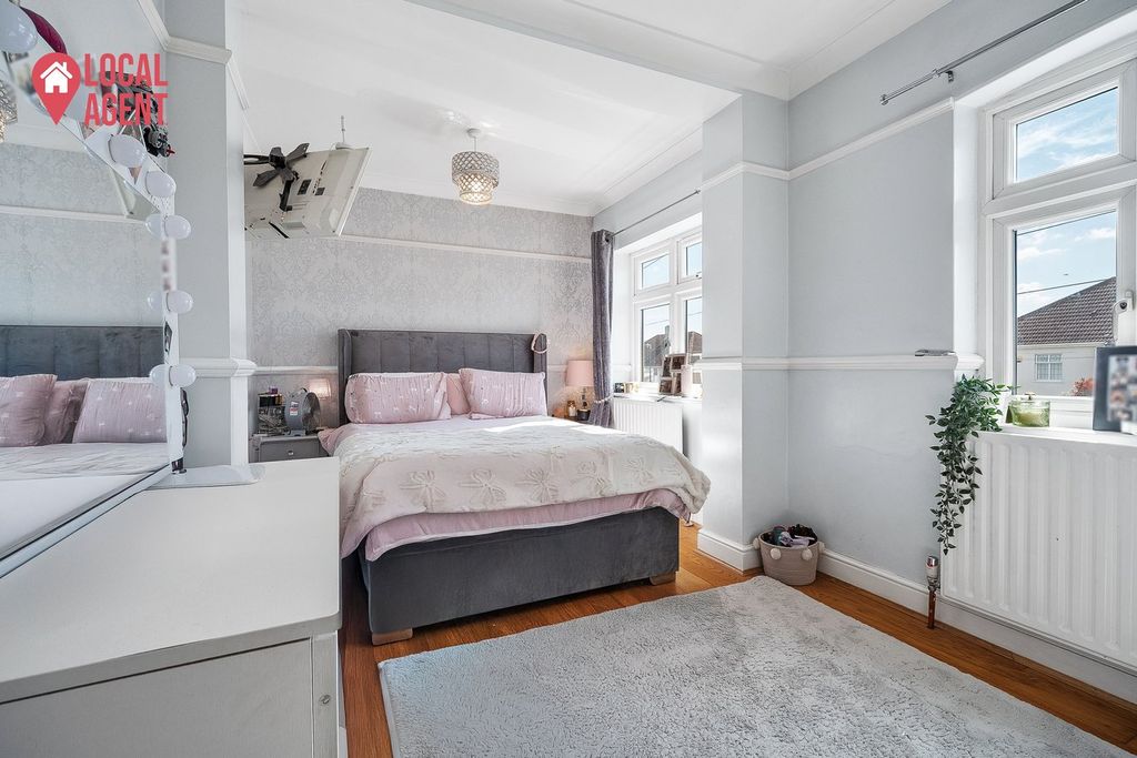 Additional image 15 of 5 bed semi-detached house for saleLansdowne Avenue, Bexleyheath DA7